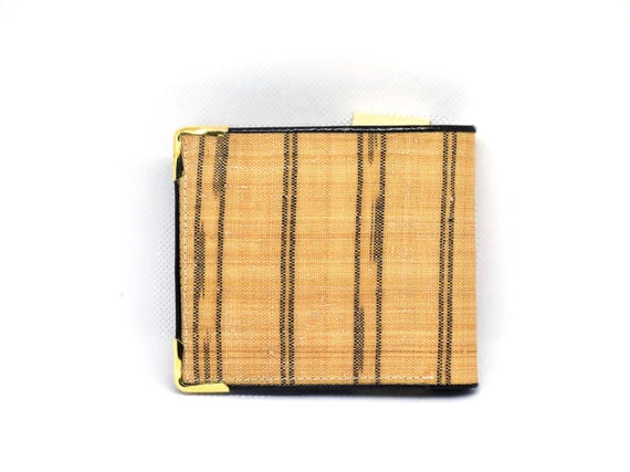 Bashofu banana fiber purse showing the patterned back side