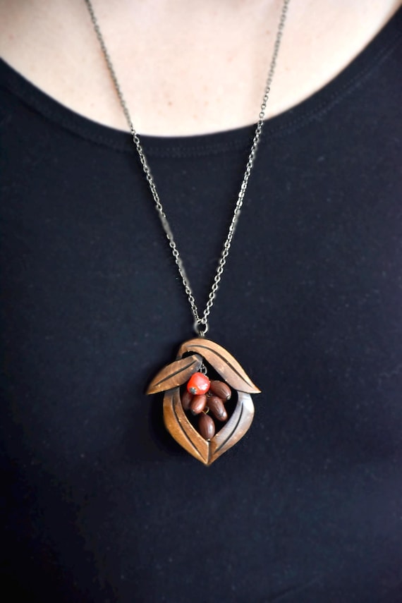 Tsuge Wood Carved Leaf And Berry Pendant Necklace