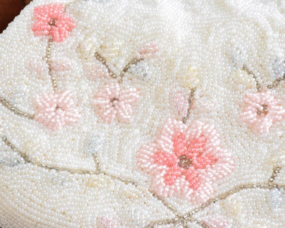 Japanese Floral Beaded Clutch Bag close-up of the detailed floral pattern made with tiny glass seeds