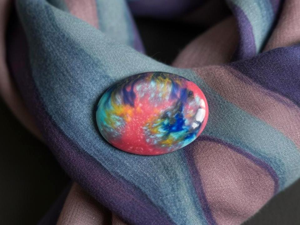 Kutani Ceramic Kimono Brooch, handmade Japanese Kutani-yaki ceramic lapel pin featuring colourful glazed oval centerpiece on