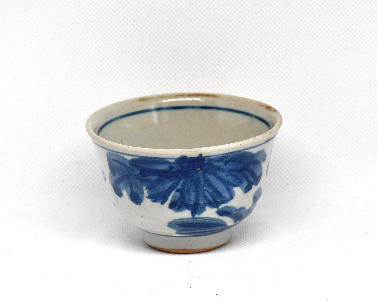 Mino-Yaki Kosen Floral Sencha Tea Bowl single cup alternative angle