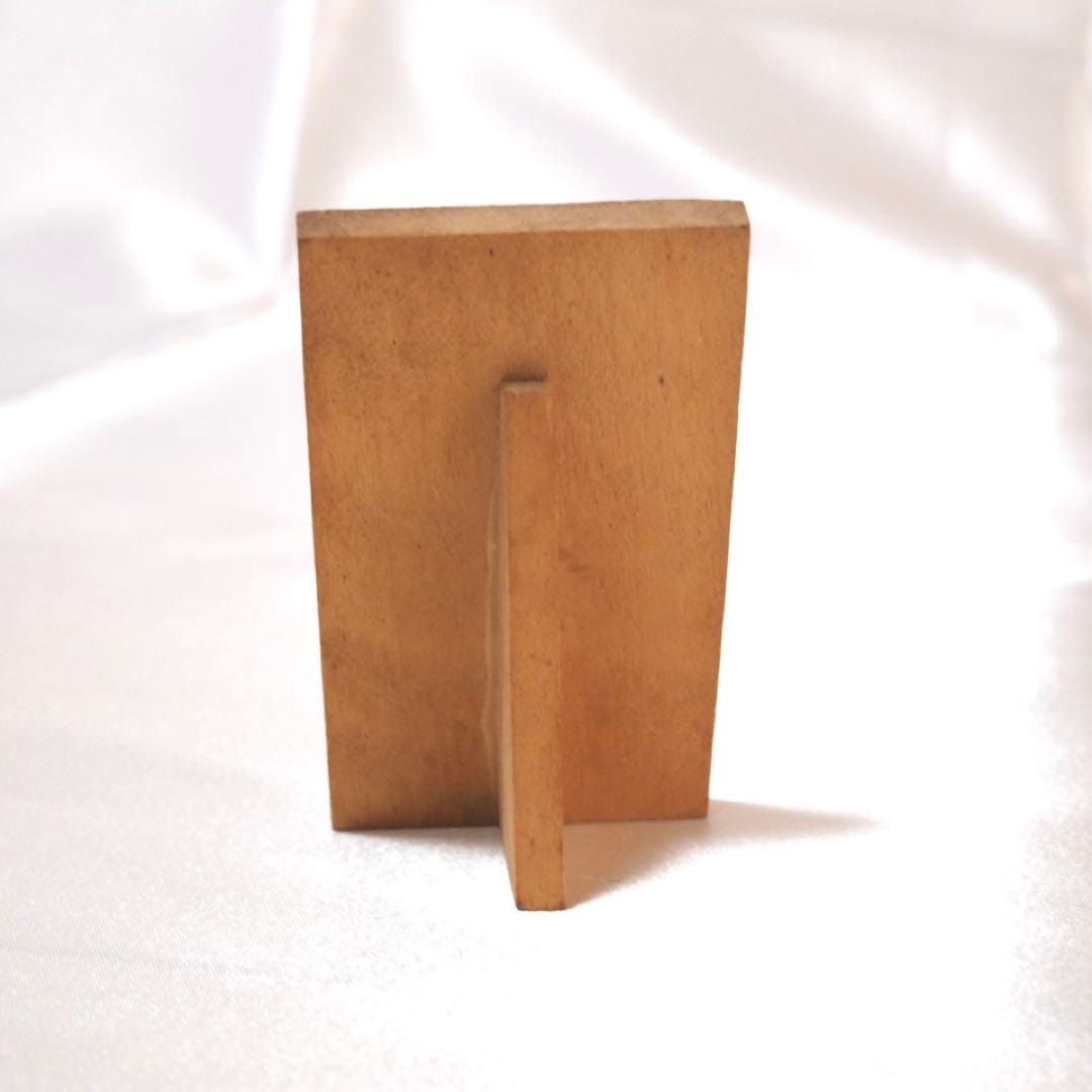 Hajime Miyashita Sosaku Kokeshi Oshin Lullaby Mother wooden stand back view