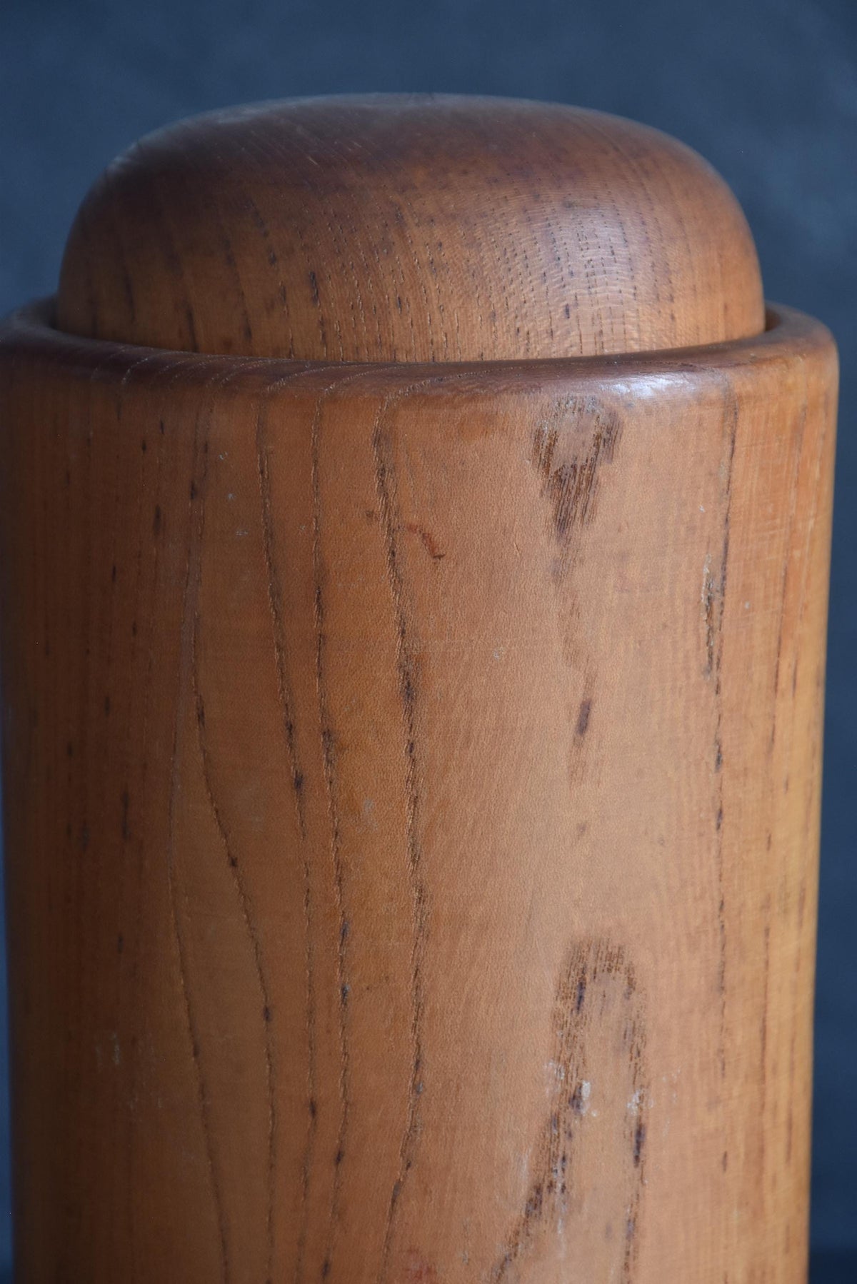 Miyajima Muhitsu kokeshi doll top part showing head and rounded cap