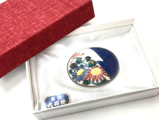 Kutani Floral Ceramic Brooch