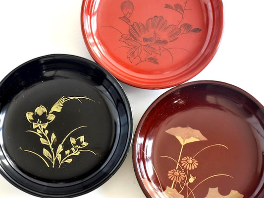 Urushi Gold Floral Lacquer Plates