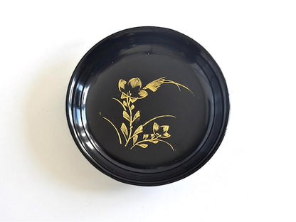 Japanese Urushi Lacquer Plates With Gold Floral Designs