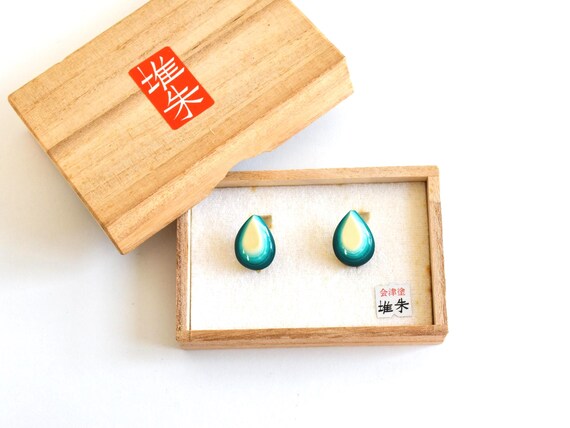 Aizu-Nuri Teardrop Lacquer Earrings