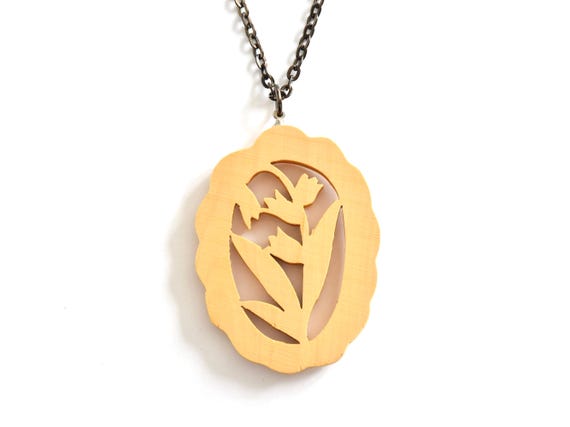 Oyama Tsuge Wood Tulip Pendant Necklace