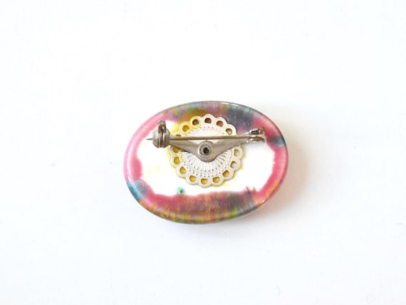 Kutani Ceramic Brooch