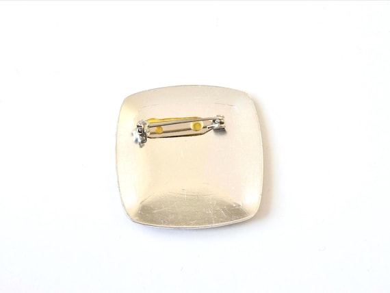Japanese Cloisonne Floral Brooch
