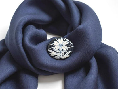Kiyomizu Porcelain Floral Brooch