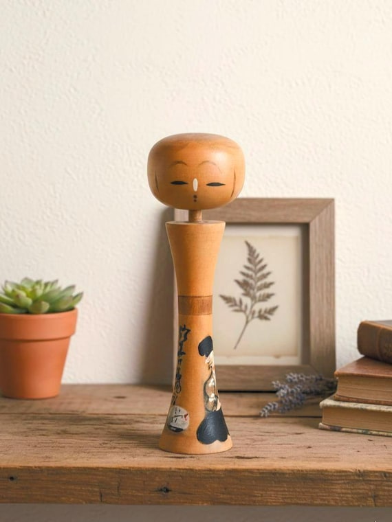 Kokeshi Doll: Elder Figure & Calligraphy