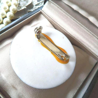 Kiyomizu-Yaki Floral Brooch