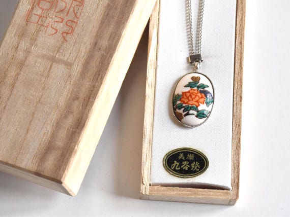 Kutani Porcelain Floral Pendant Necklace