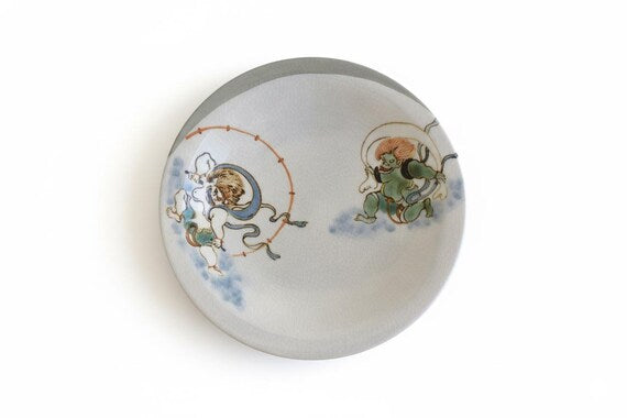 Japanese Porcelain Wind And Thunder Plates (Set Of 3)