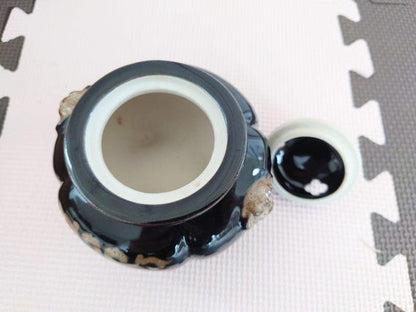Kutani-Yaki Incense Burner With Lion Lid