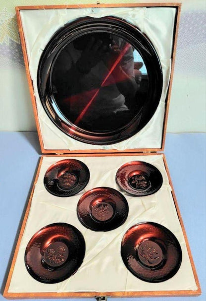 Showa Five Gentlemen Lacquer Tray & Coaster Set