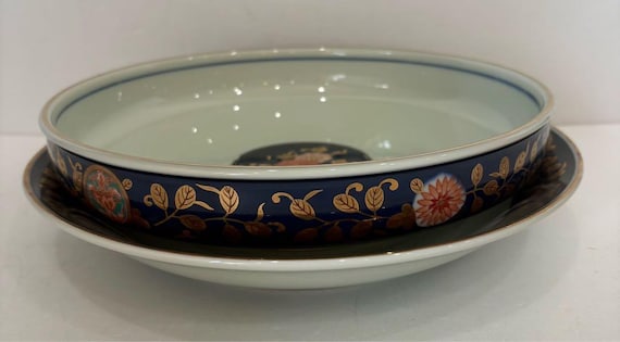 Arita Kiyomitsu Serving Set: Floral & Gold