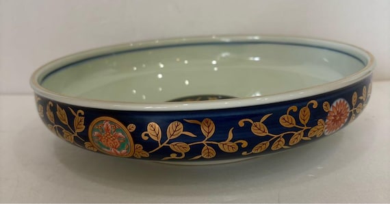 Arita Kiyomitsu Serving Set: Floral & Gold