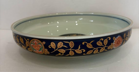 Arita Kiyomitsu Serving Set: Floral & Gold