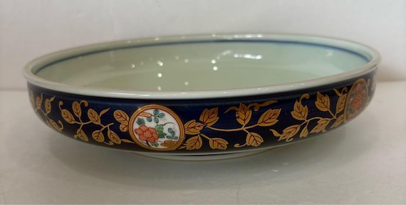 Arita Kiyomitsu Serving Set: Floral & Gold