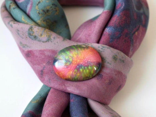 Kutani Pink & Green Ceramic Brooch