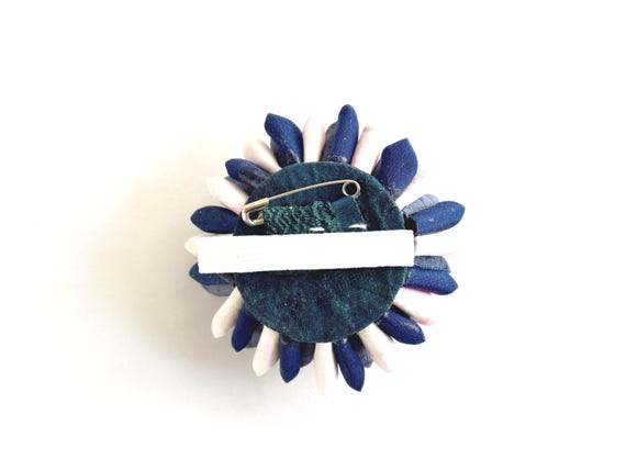 Tsumami Zaiku Fabric Flower Brooch