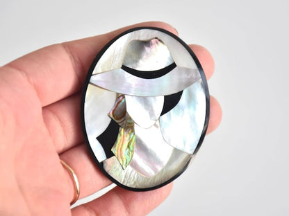 Raden Shell Inlay Brooch: Woman With Hat