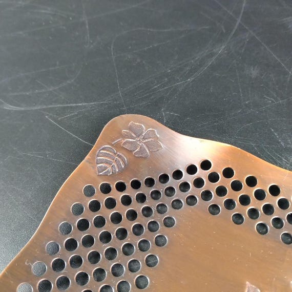 Copper Openwork Saucers With Chopstick Rests