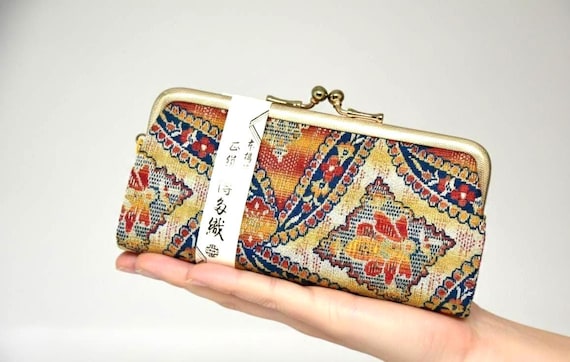Female Silk Wallet, Hakata-Ori Woven Fabric, Clasp