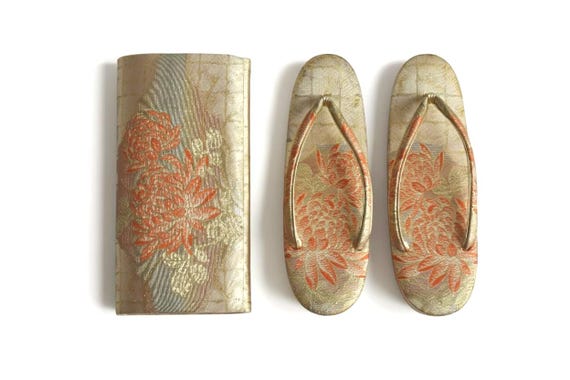 Gold Brocade Zori Sandals And Clutch Set