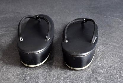 Black Zori Sandals And Clutch Set
