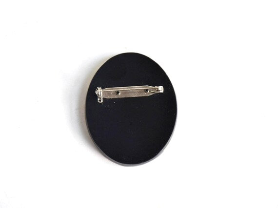 Raden Shell Inlay Portrait Brooch
