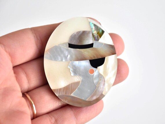 Raden Shell Inlay Portrait Brooch