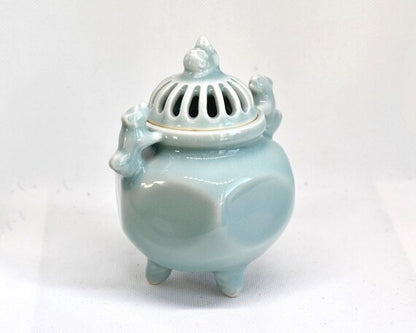 Nabeshima Celadon Incense Burner