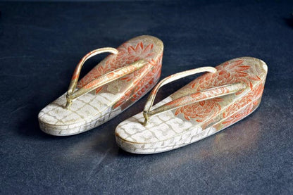Gold Brocade Zori Sandals And Clutch Set