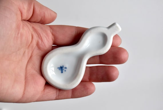 Gourd-Shape Porcelain Chopstick Rests (Set Of 4)