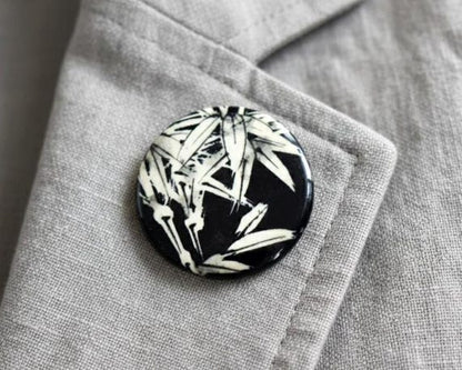Kiyomizu Porcelain Bamboo Leaf Brooch