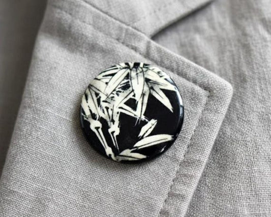 Kiyomizu Porcelain Bamboo Leaf Brooch