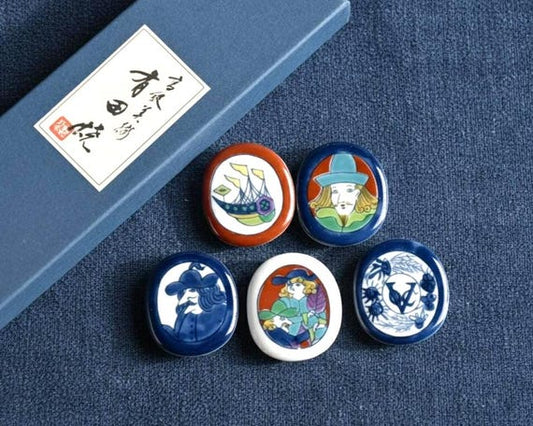 Arita-Yaki Porcelain Chopstick Rest Set