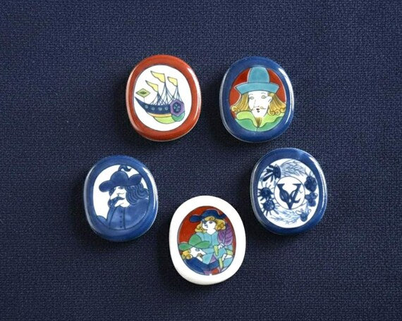 Arita-Yaki Chopstick Rest Set