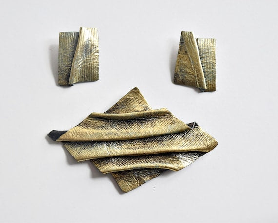 Sculptural Leather Brooch & Clip Earrings Set
