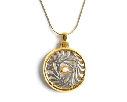 Japanese Magnifying Locket Pendant Necklace