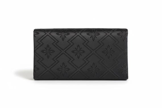 Black Zori Sandals And Clutch Set