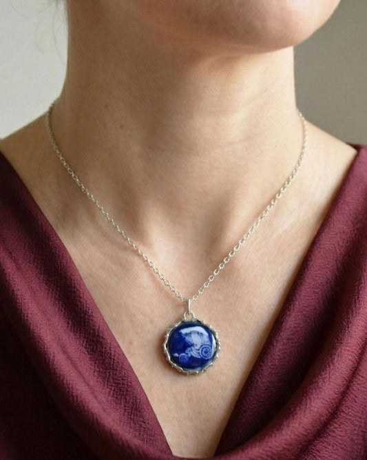 Kiyomizu-Yaki Blue Floral Pendant Necklace