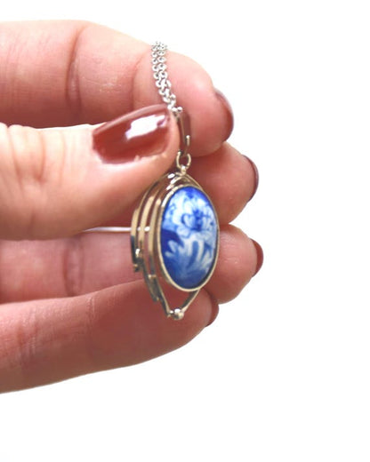 Kiyomizu Porcelain Floral Pendant Necklace