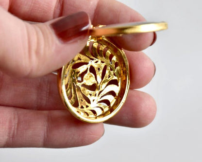 Japanese Magnifying Locket Pendant Necklace