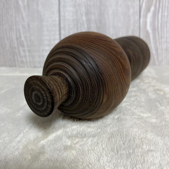 Seijaku Silence Kokeshi by Sanpei Yamanaka