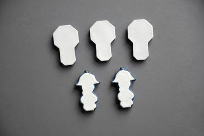 Arita-Yaki Porcelain Chopstick Rests Set Of 5 - Clock