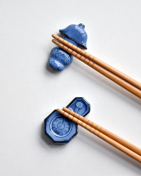 Arita-Yaki Porcelain Chopstick Rests Set Of 5 - Clock